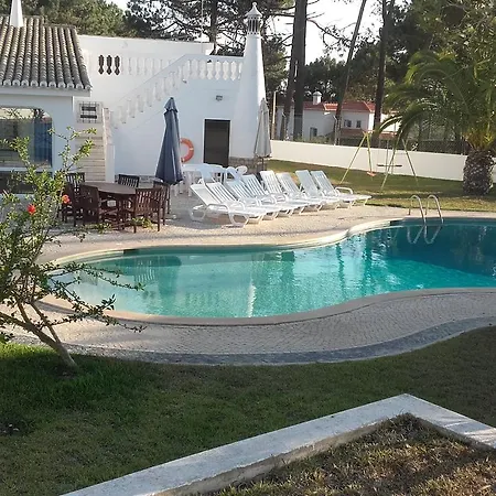 Vivenda Familia Lopes Nyaraló Aljezur