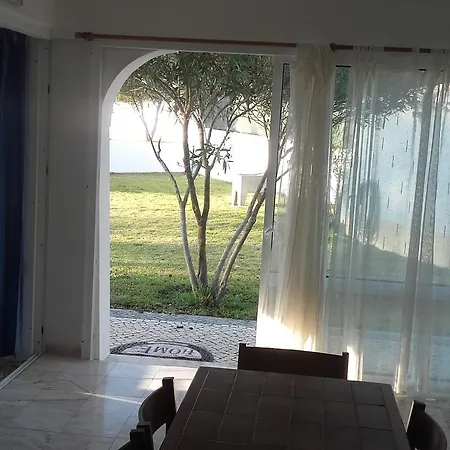 Vivenda Familia Lopes Casa vacanze *