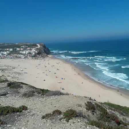 Vivenda Familia Lopes Casa vacanze Aljezur